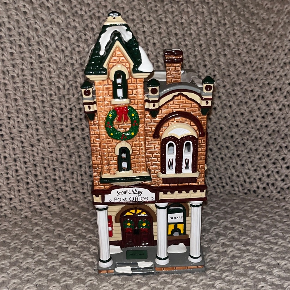 Department 56 Snow Village Post Office Decor - Brown and Green